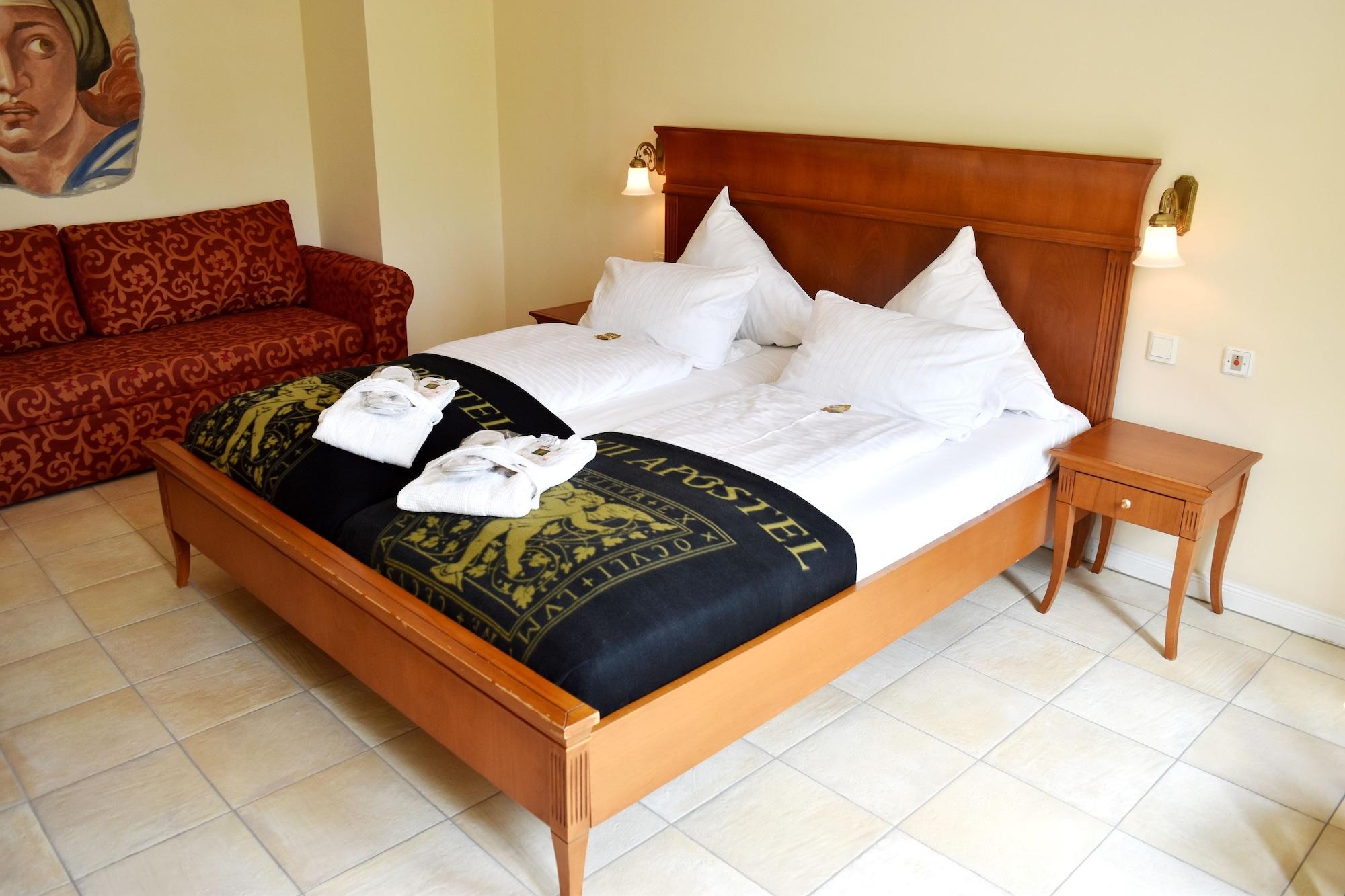 XII Apostel Albergo Cologne Extérieur photo