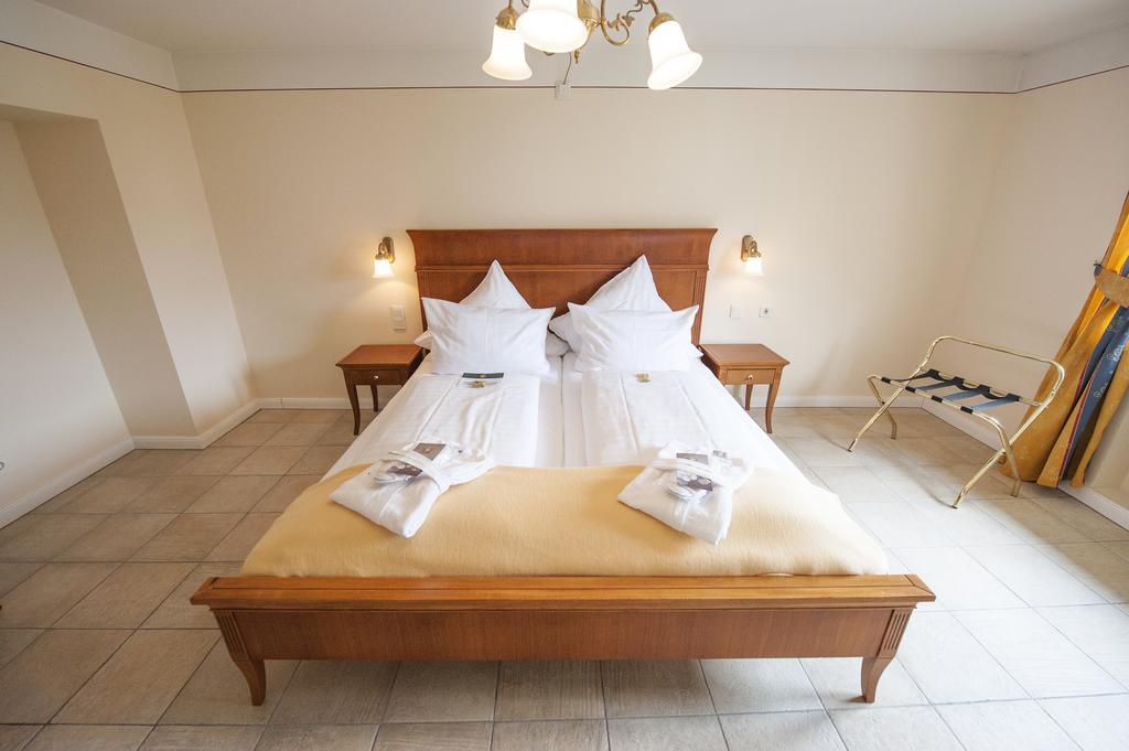 XII Apostel Albergo Cologne Chambre photo